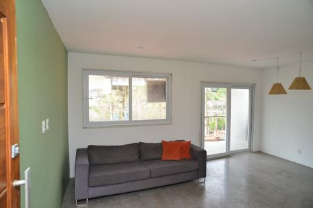 Casa de condomínio à venda com 400m², 6 quartos e 2 vagas Casa de condomínio à venda com 400m², 6 quartos e 2 vagasSala 2º Piso