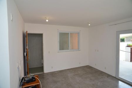 Casa de condomínio à venda com 400m², 6 quartos e 2 vagas Casa de condomínio à venda com 400m², 6 quartos e 2 vagasSala