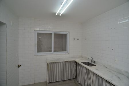 Casa de condomínio à venda com 400m², 6 quartos e 2 vagas Casa de condomínio à venda com 400m², 6 quartos e 2 vagasCozinha