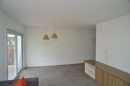 Casa de condomínio à venda com 400m², 6 quartos e 2 vagas Casa de condomínio à venda com 400m², 6 quartos e 2 vagasSala 2º Piso