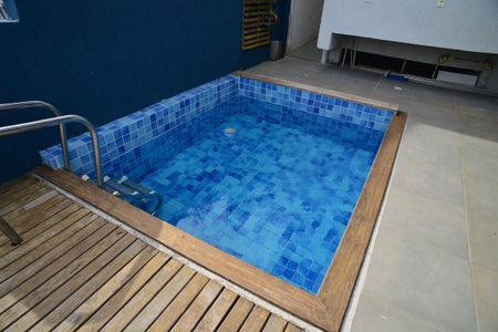Casa de condomínio à venda com 400m², 6 quartos e 2 vagas Casa de condomínio à venda com 400m², 6 quartos e 2 vagasPiscina