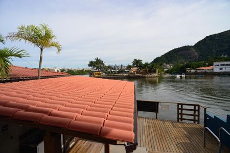 Casa de condomínio à venda com 400m², 6 quartos e 2 vagas Casa de condomínio à venda com 400m², 6 quartos e 2 vagasVista Suíte Principal