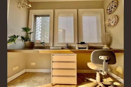 Apartamento à venda com 222m², 3 quartos e 3 vagas Apartamento à venda com 222m², 3 quartos e 3 vagasQuarto 3
