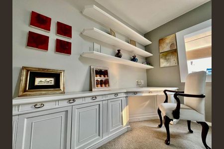 Apartamento à venda com 222m², 3 quartos e 3 vagas Apartamento à venda com 222m², 3 quartos e 3 vagasQuarto 1