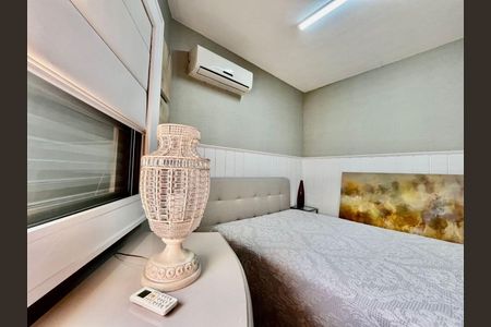 Apartamento à venda com 222m², 3 quartos e 3 vagas Apartamento à venda com 222m², 3 quartos e 3 vagasQuarto 1