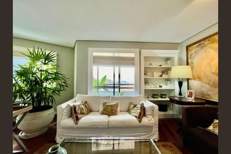 Apartamento à venda com 222m², 3 quartos e 3 vagas Apartamento à venda com 222m², 3 quartos e 3 vagasSala