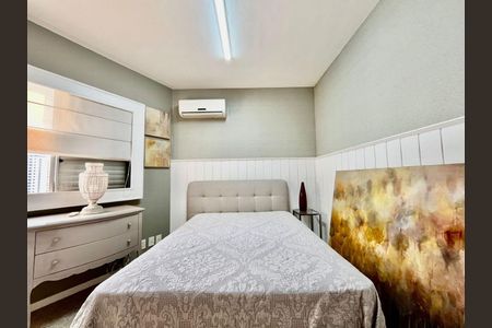 Apartamento à venda com 222m², 3 quartos e 3 vagas Apartamento à venda com 222m², 3 quartos e 3 vagasQuarto 1