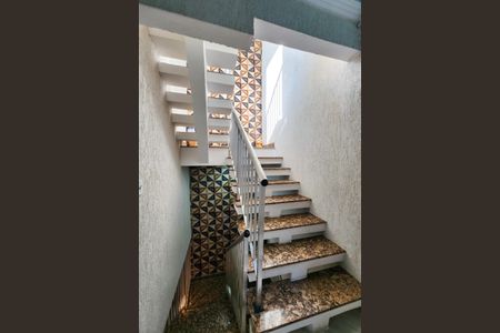 Casa à venda com 217m², 3 quartos e 1 vagaEscada 