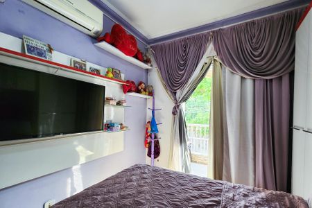 Casa à venda com 217m², 3 quartos e 1 vagaSuíte 