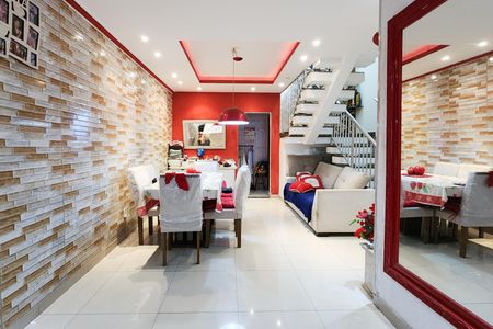 Casa à venda com 217m², 3 quartos e 1 vagaSala 