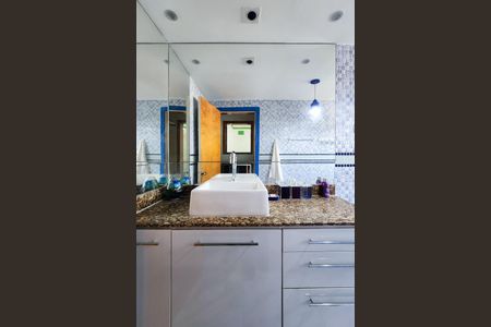 Casa à venda com 217m², 3 quartos e 1 vagaBanheiro Social 1