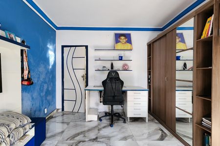 Casa à venda com 217m², 3 quartos e 1 vagaQuarto 1