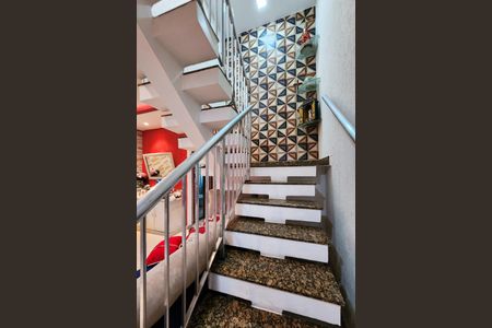 Casa à venda com 217m², 3 quartos e 1 vagaEscada 