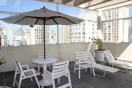 Apartamento para alugar com 35m², 1 quarto e 1 vagaPiscina