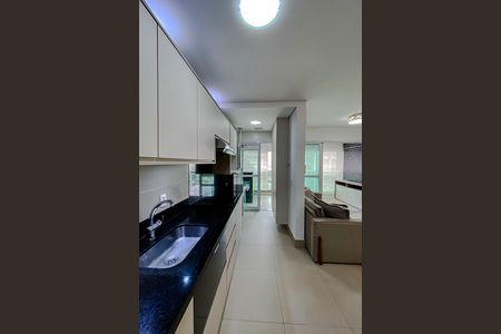 Apartamento para alugar com 77m², 2 quartos e 2 vagas Apartamento para alugar com 77m², 2 quartos e 2 vagasCozinha