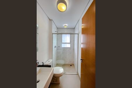 Apartamento para alugar com 77m², 2 quartos e 2 vagas Apartamento para alugar com 77m², 2 quartos e 2 vagasBanheiro