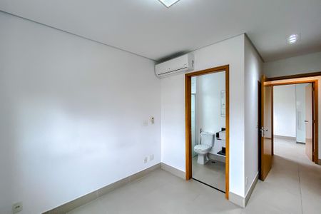 Apartamento para alugar com 77m², 2 quartos e 2 vagas Apartamento para alugar com 77m², 2 quartos e 2 vagasQuarto 2 - Suíte