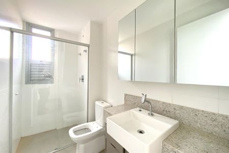 Apartamento à venda com 73m², 3 quartos e 2 vagasBanheiro da Suíte 1