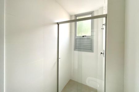 Apartamento à venda com 73m², 3 quartos e 2 vagasBanheiro das Semi Suites