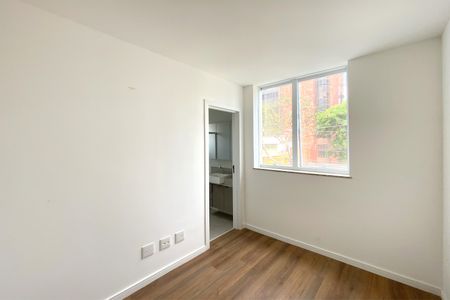 Apartamento à venda com 73m², 3 quartos e 2 vagasSuite 1