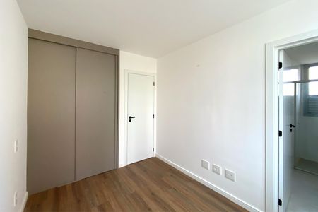 Apartamento à venda com 73m², 3 quartos e 2 vagasSuite 1