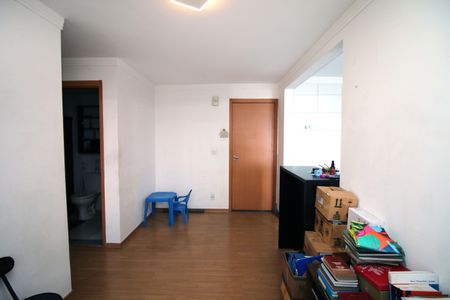 Sala de apartamento para alugar com 2 quartos, 22m² em Colégio, Rio de Janeiro