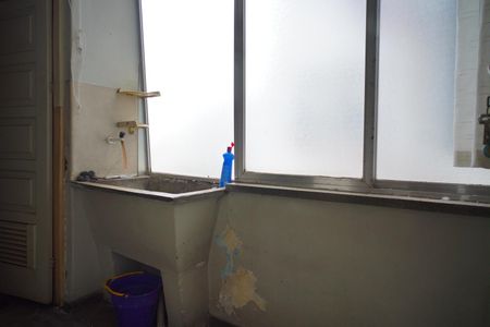 Apartamento à venda com 79m², 2 quartos e sem vagaÁrea de serviço 