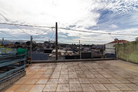 Casa à venda com 250m², 3 quartos e 5 vagas Casa à venda com 250m², 3 quartos e 5 vagasSala e Quarto 1 - Vista
