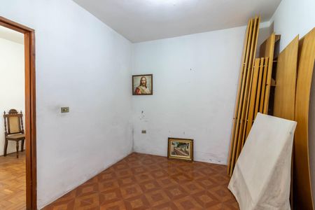Casa à venda com 250m², 3 quartos e 5 vagas Casa à venda com 250m², 3 quartos e 5 vagasEdícula - Quarto