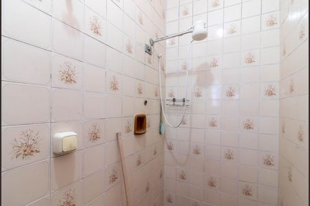 Casa à venda com 250m², 3 quartos e 5 vagas Casa à venda com 250m², 3 quartos e 5 vagasEdícula - Banheiro