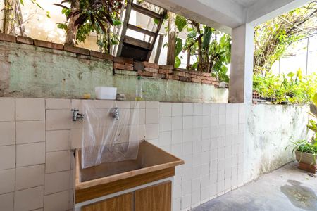 Casa à venda com 250m², 3 quartos e 5 vagas Casa à venda com 250m², 3 quartos e 5 vagasÁrea de Serviço