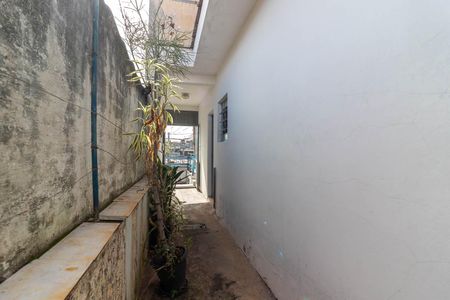 Casa à venda com 250m², 3 quartos e 5 vagas Casa à venda com 250m², 3 quartos e 5 vagasCorredor Lateral