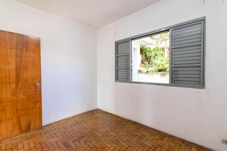 Casa à venda com 250m², 3 quartos e 5 vagas Casa à venda com 250m², 3 quartos e 5 vagasQuarto 2