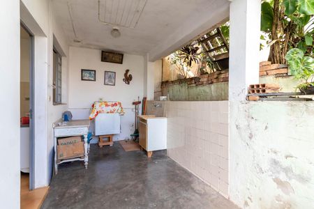 Casa à venda com 250m², 3 quartos e 5 vagas Casa à venda com 250m², 3 quartos e 5 vagasÁrea de Serviço
