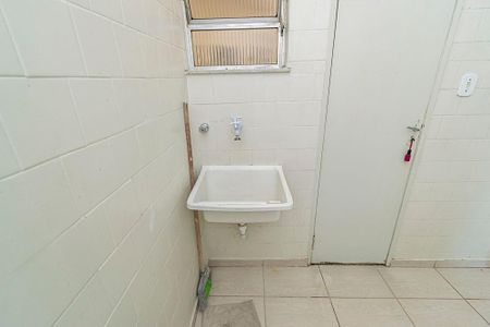 Apartamento para alugar com 72m², 2 quartos e 1 vagaÁrea de Serviço