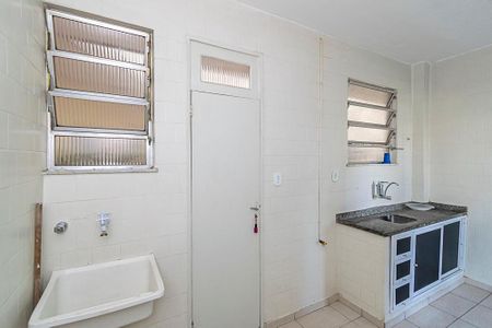 Apartamento para alugar com 72m², 2 quartos e 1 vagaÁrea de Serviço