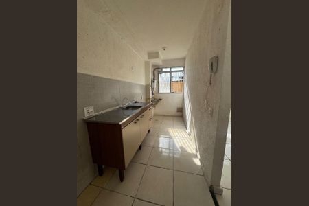 Cozinha de apartamento para alugar com 2 quartos, 40m² em Cosmos, Rio de Janeiro