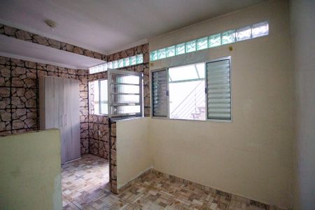 Casa para alugar com 120m², 2 quartos e 1 vagaEdícula