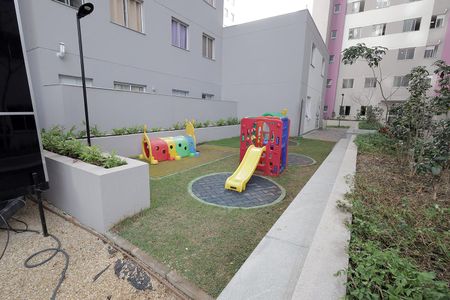 Apartamento para alugar com 37m², 2 quartos e sem vagaÁrea comum - Playground