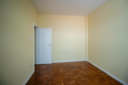 Apartamento para alugar com 71m², 3 quartos e sem vagaQuarto 3