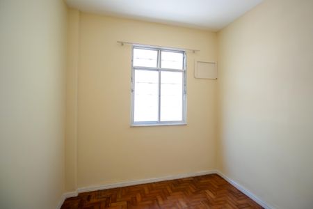 Apartamento para alugar com 71m², 3 quartos e sem vagaQuarto 2