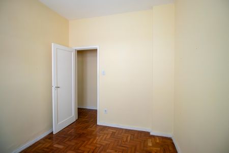 Apartamento para alugar com 71m², 3 quartos e sem vagaQuarto 2