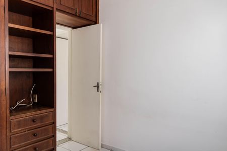 Apartamento à venda com 75m², 3 quartos e 1 vagaQuarto 2
