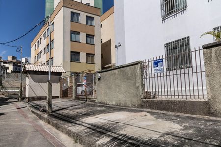 Apartamento à venda com 75m², 3 quartos e 1 vagaFachada
