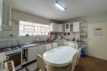 Cozinhaq de casa à venda com 3 quartos, 133m² em Jardim Maria Estela, São Paulo
