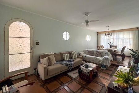 Sala de casa à venda com 3 quartos, 133m² em Jardim Maria Estela, São Paulo