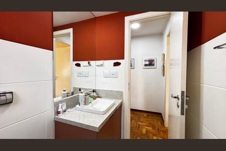 Apartamento à venda com 55m², 2 quartos e sem vagaBanheiro 