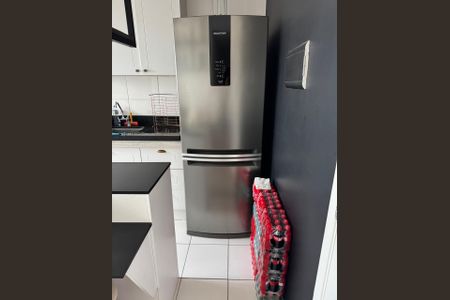 Cozinha de apartamento para alugar com 2 quartos, 51m² em Parque Vitoria, São Paulo