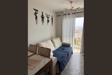 Sala de apartamento para alugar com 2 quartos, 51m² em Parque Vitoria, São Paulo