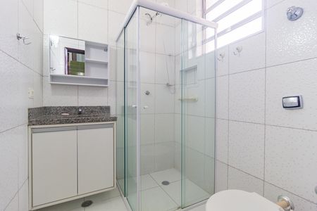 Casa para alugar com 240m², 4 quartos e 1 vaga Casa para alugar com 240m², 4 quartos e 1 vagaBanheiro - Social